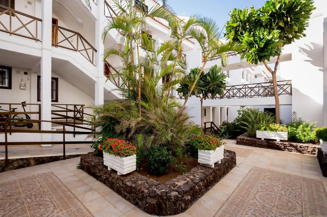 Go2Tenerife Apart'Drago Family Santiago 1 Playa de las Americas  Playa de las Americas (Tenerife)